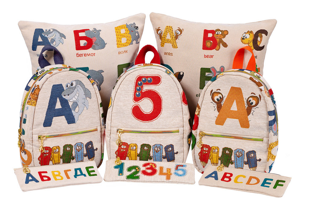 Гобеленовая коллекция - детские рюкзаки, пеналы и развивающие подушки-игрушки